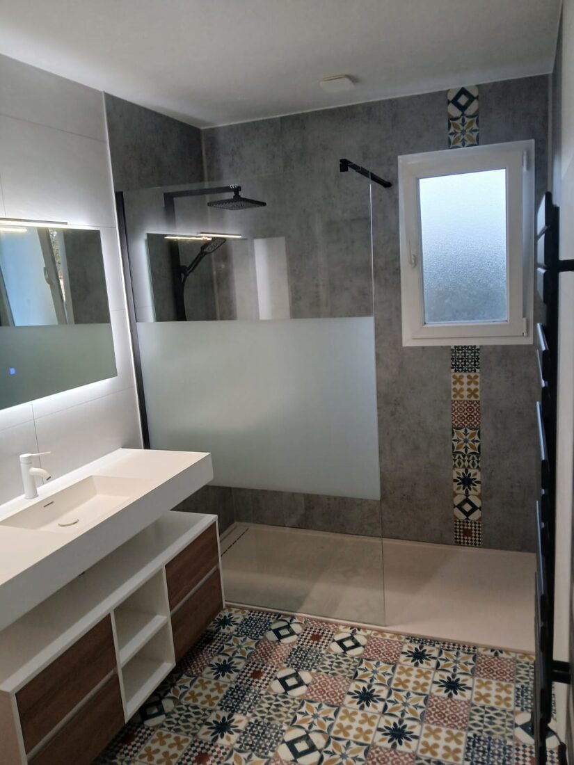 Salle de bain rénovée par BPRS