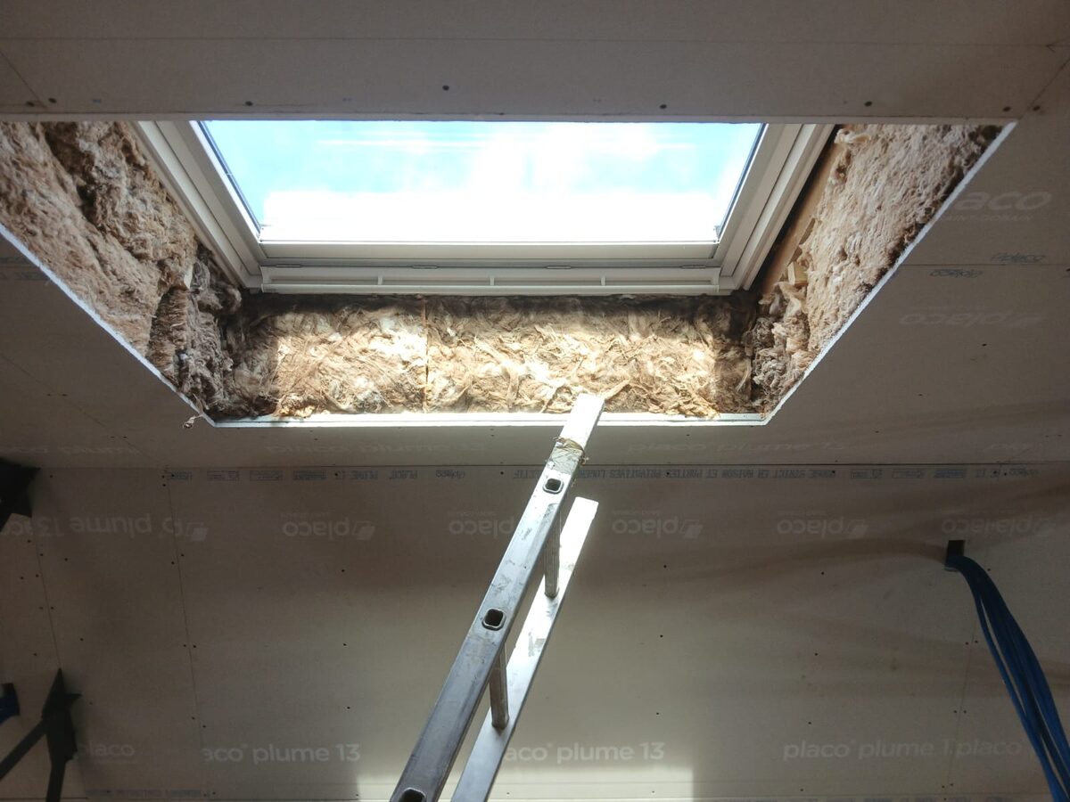 Création de trémie et velux sous charpente